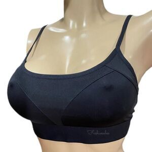 Victorias Secret Pink Ultimate quick dry sport bra
